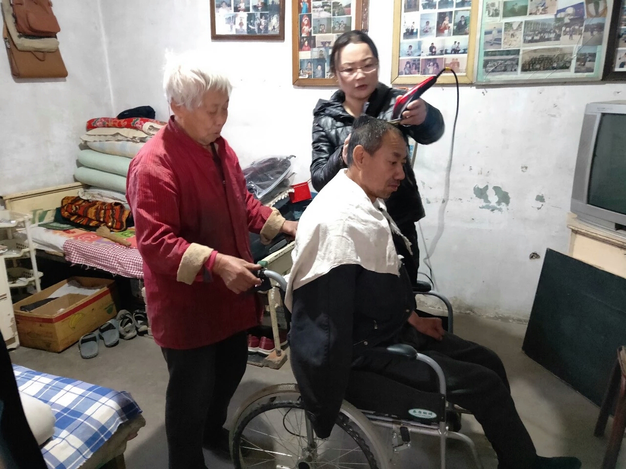 巾帼志愿1.jpg