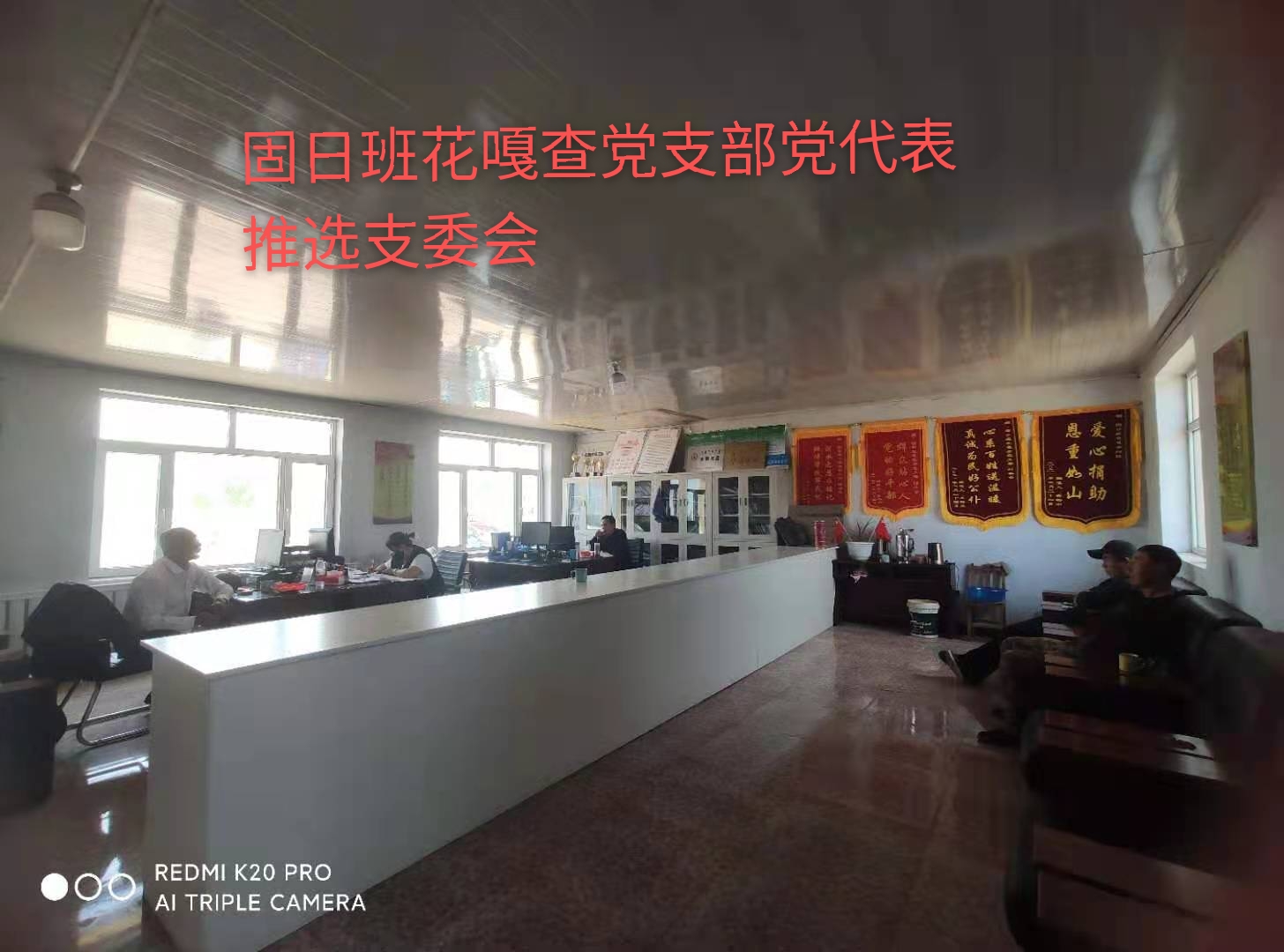 b130d1242ff328a1f6daec8e02e1ba3.jpg